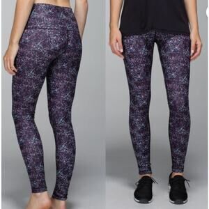 Lululemon‎ Luxestream Wunder Under Legging Full-On Gusto Blue Bumble Berry